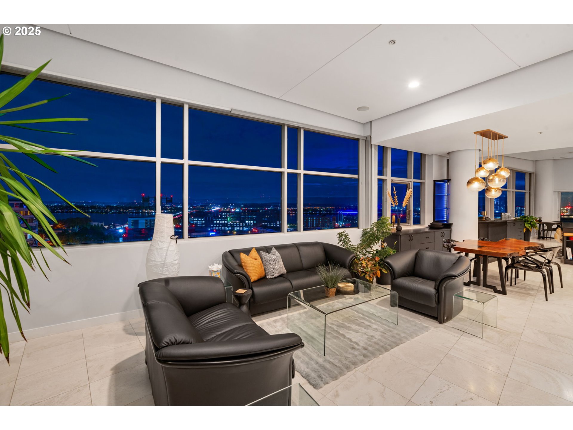 700 WASHINGTON ST 1125