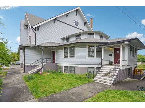 7809 NE EVERETT ST Portland OR 97213