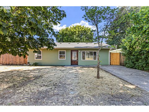 24938 MCCUTCHEON AVE Veneta OR 97487