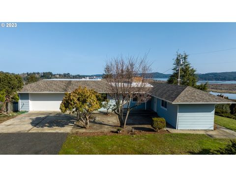 546 FIR AVE Coos Bay OR 97420