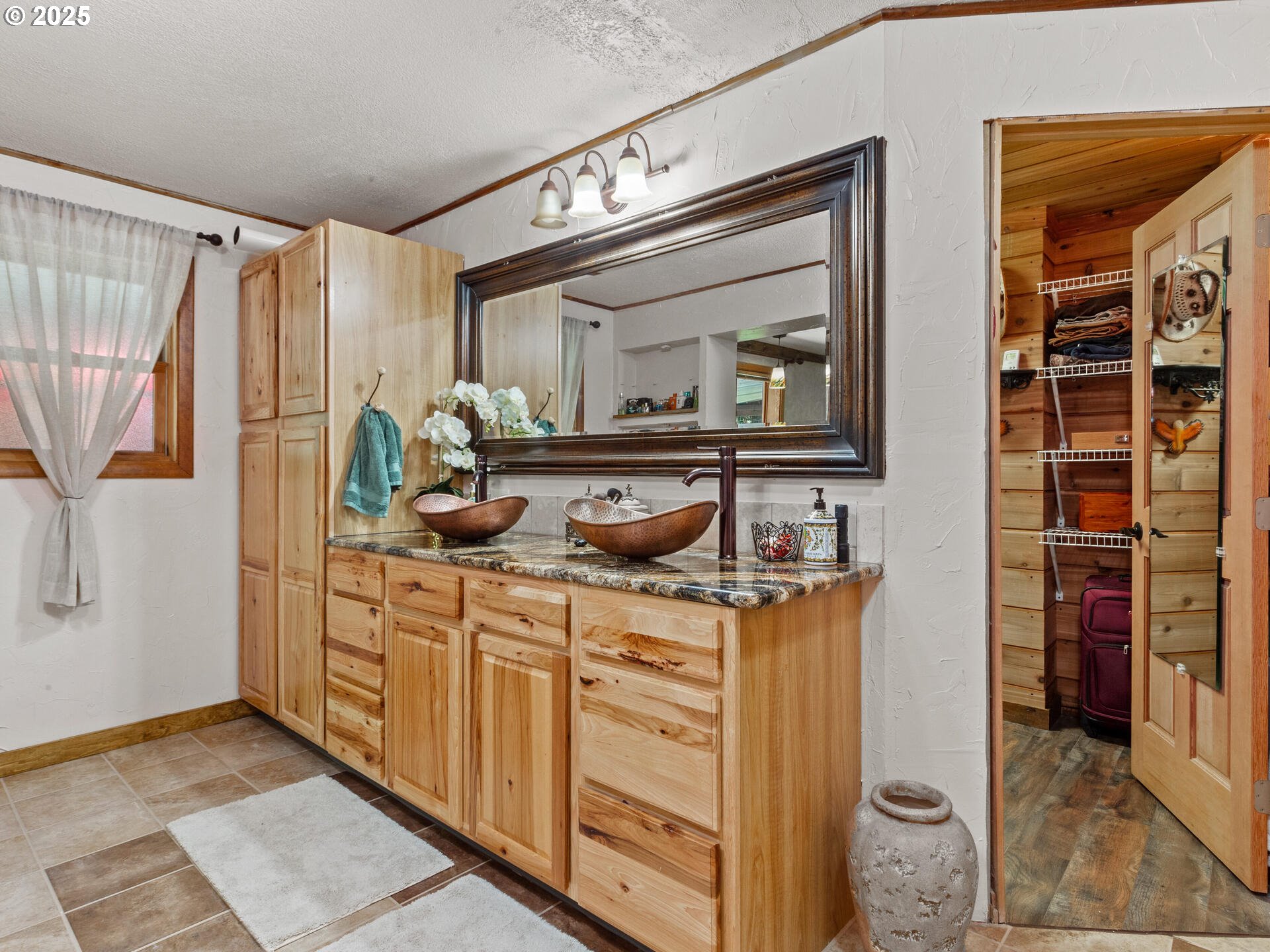 Battle Ground, Washington 98604, United States, 3 Bedrooms Bedrooms, ,3 BathroomsBathrooms,Residential,Pending,127355