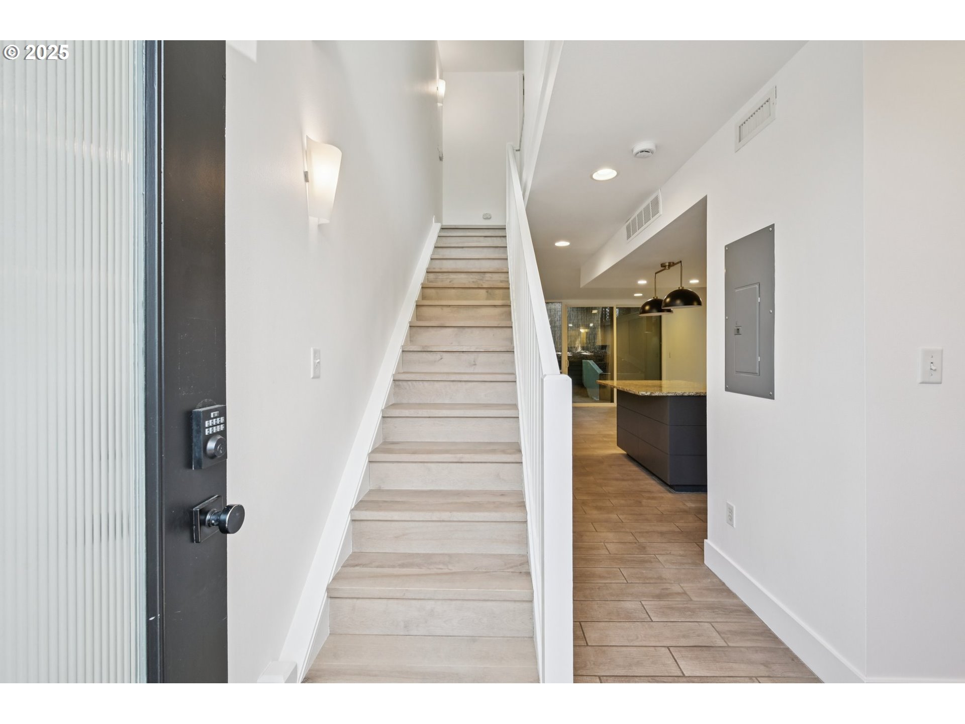 668 MCVEY AVE 83