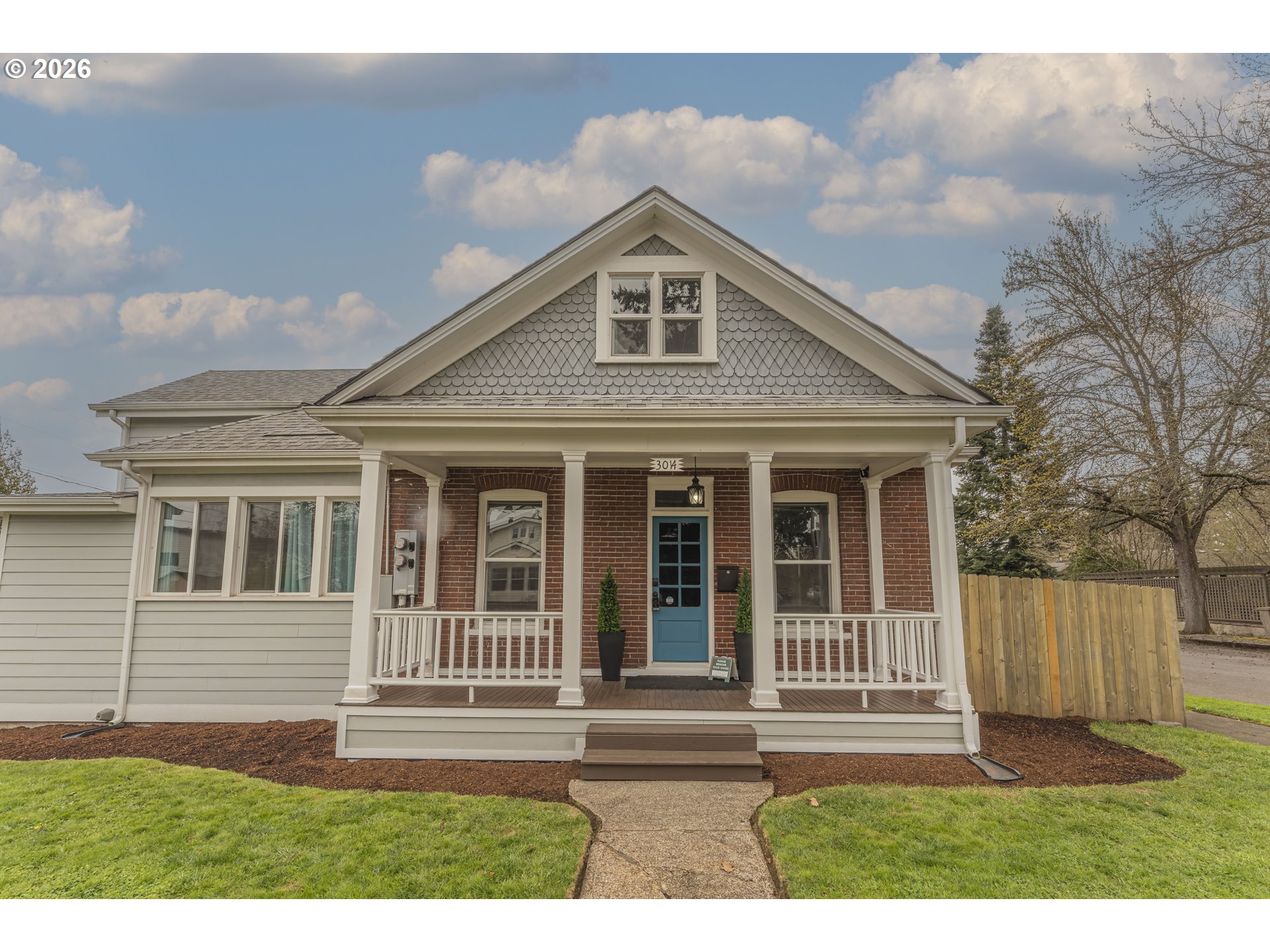 3014 DIVISION AVE