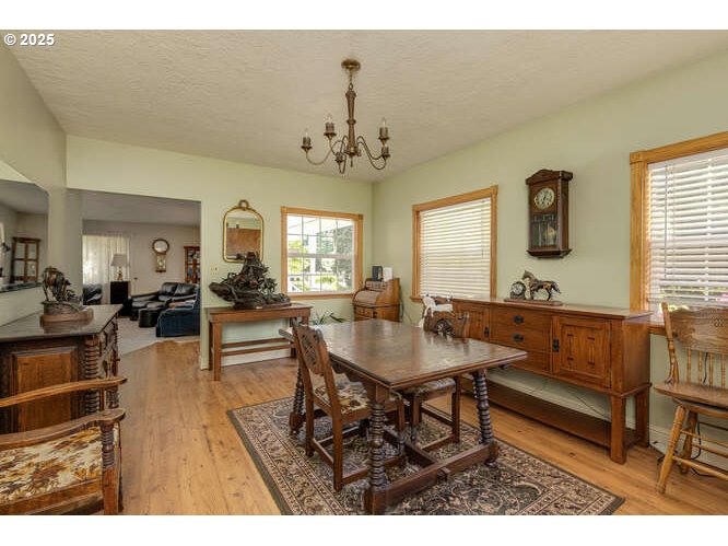 West Linn, Oregon 97068, United States, 3 Bedrooms Bedrooms, ,2 BathroomsBathrooms,Residential,Active,146229