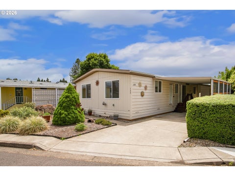 Photo of 1199 N Terry St, Eugene, OR 97402 (MLS # 424406503)