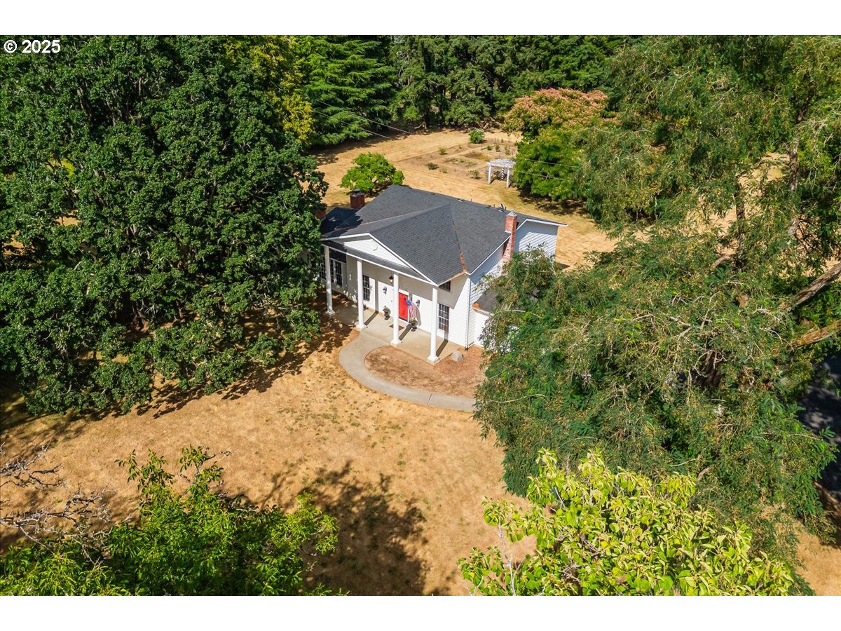5680 SW MINTER BRIDGE RD