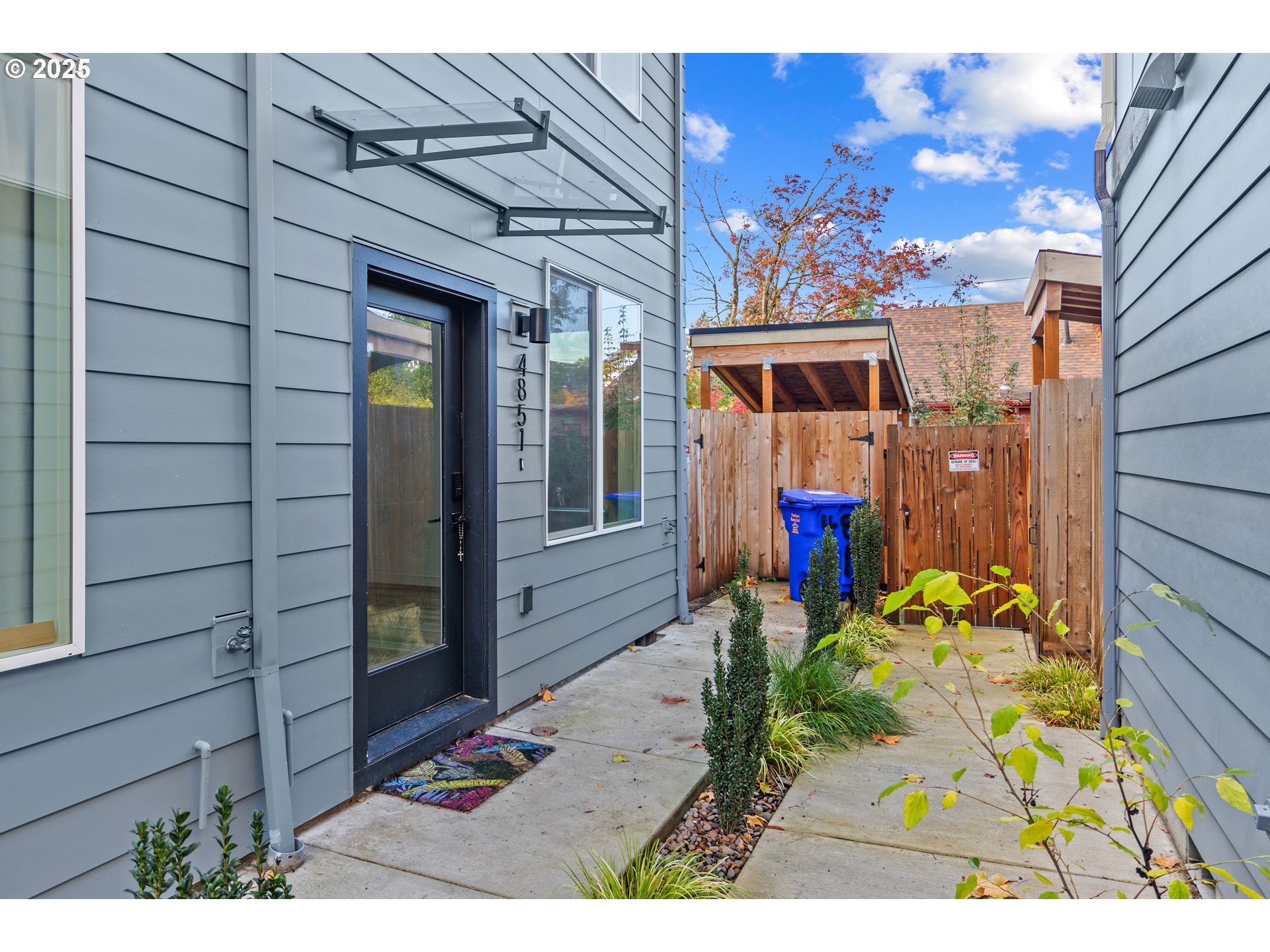 4851 NE Cully BLVD 6