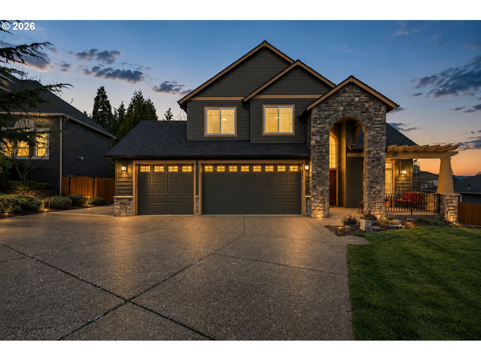 1401 RANIER LOOP NW