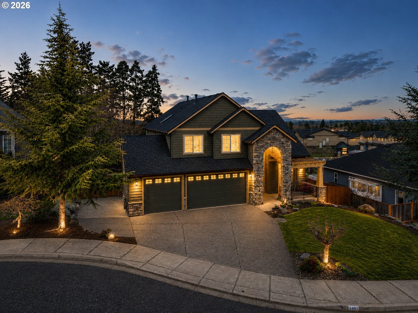 1401 RANIER LOOP NW