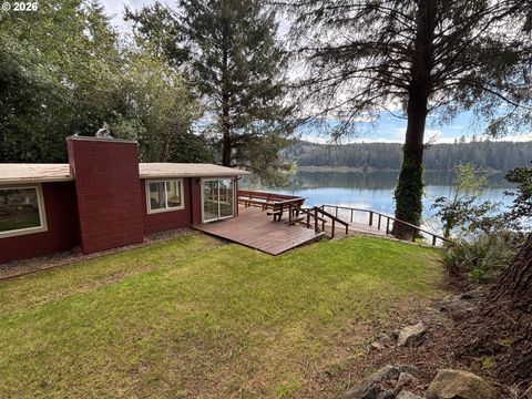 5360 BUCKSKIN BOB Florence OR 97439