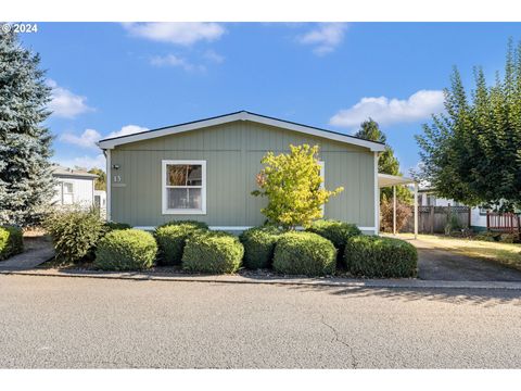 A home in Milwaukie