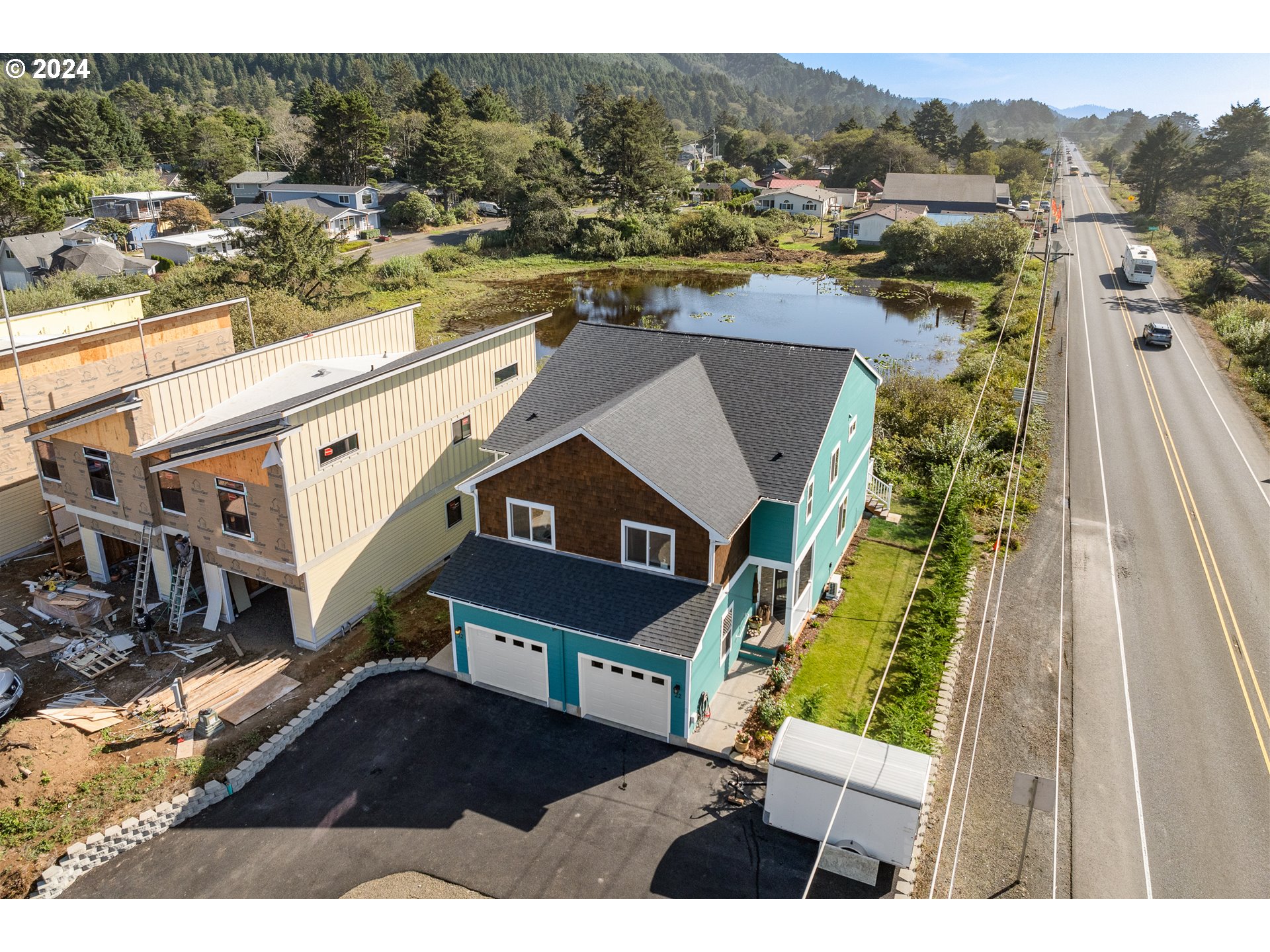Rockaway Beach, Oregon 97136, United States, 6 Bedrooms Bedrooms, ,6 BathroomsBathrooms,Residential,Active,25928