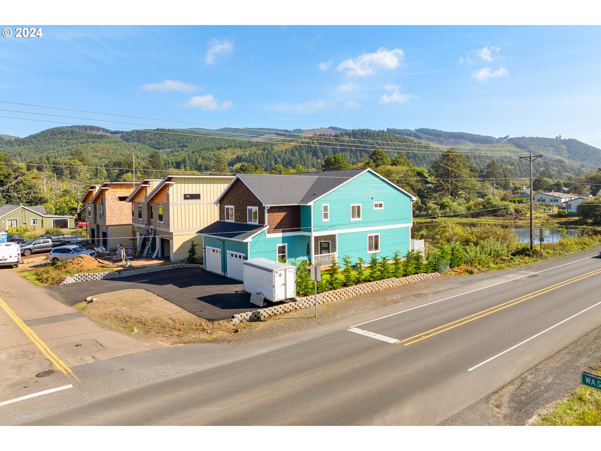 Rockaway Beach, Oregon 97136, United States, 6 Bedrooms Bedrooms, ,6 BathroomsBathrooms,Residential,Active,25928