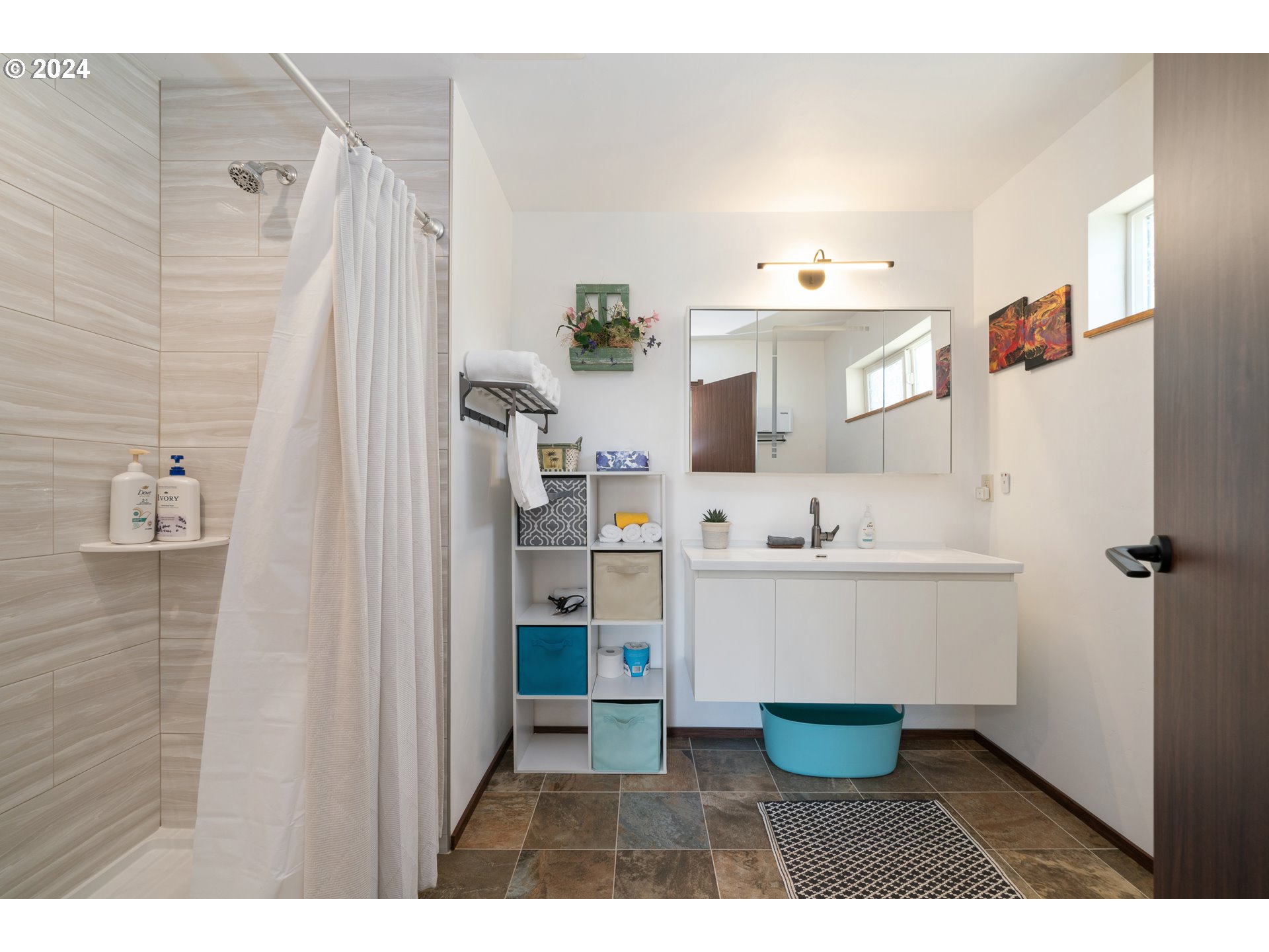 Rockaway Beach, Oregon 97136, United States, 6 Bedrooms Bedrooms, ,6 BathroomsBathrooms,Residential,Active,25928