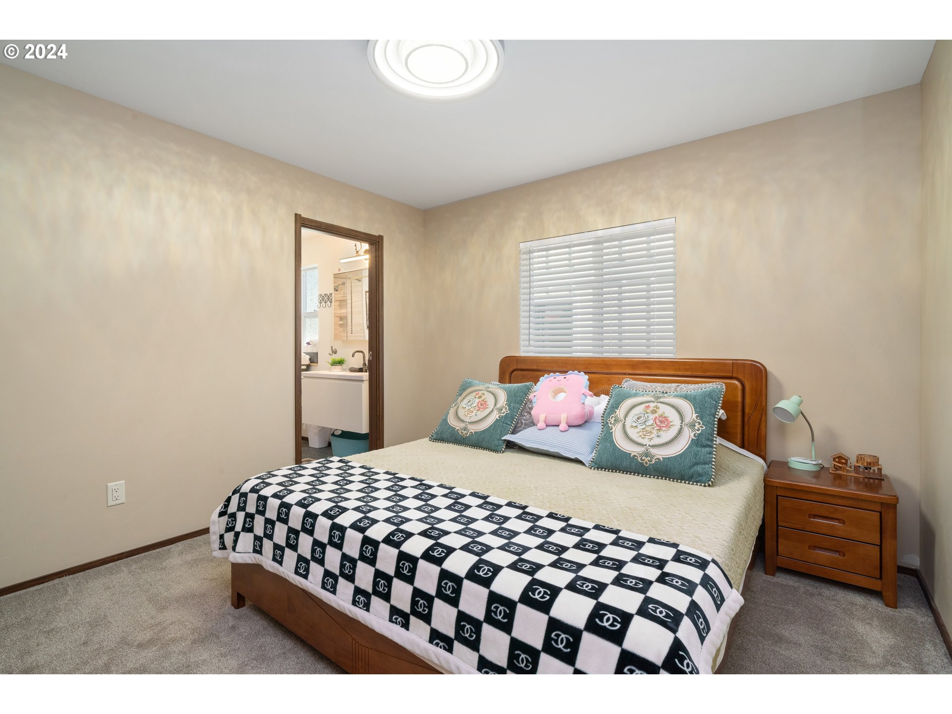 Rockaway Beach, Oregon 97136, United States, 6 Bedrooms Bedrooms, ,6 BathroomsBathrooms,Residential,Active,25928