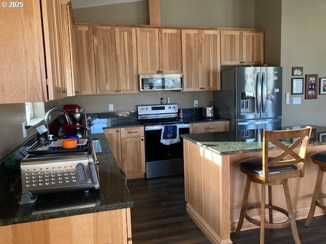 272 ELKVIEW DR