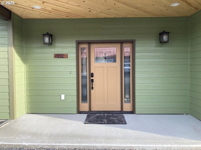 272 ELKVIEW DR