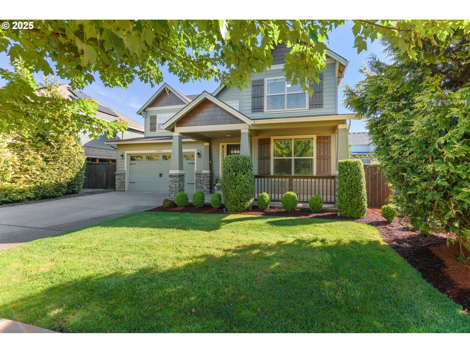 11812 WHITE LN