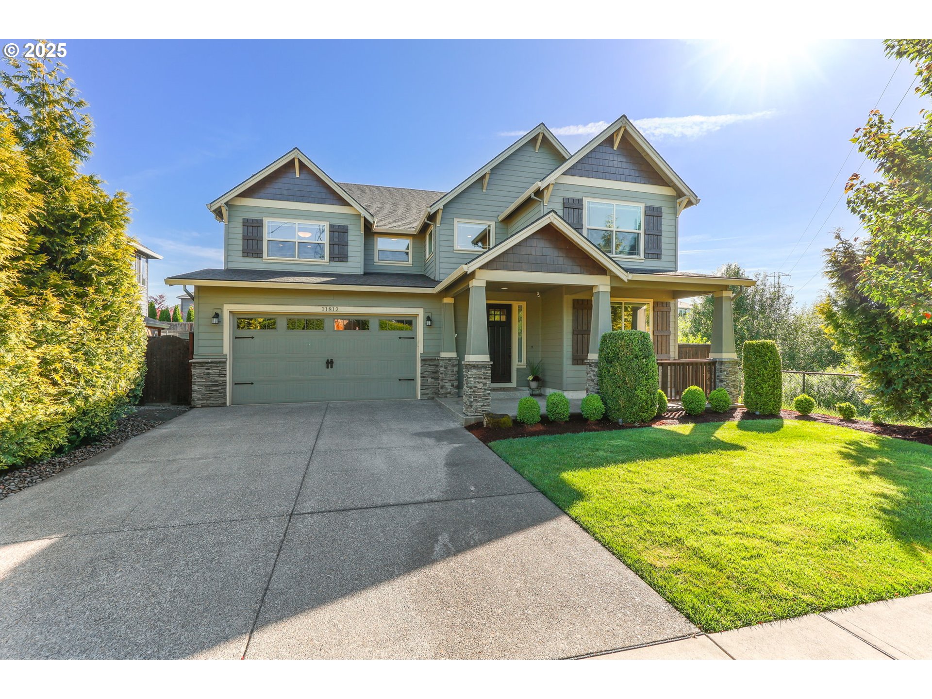 11812 WHITE LN