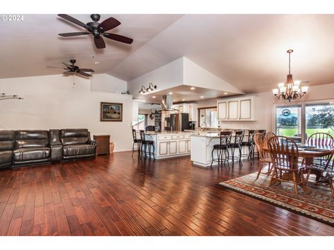 A home in Myrtle Creek