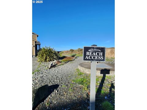 A home in Gold Beach