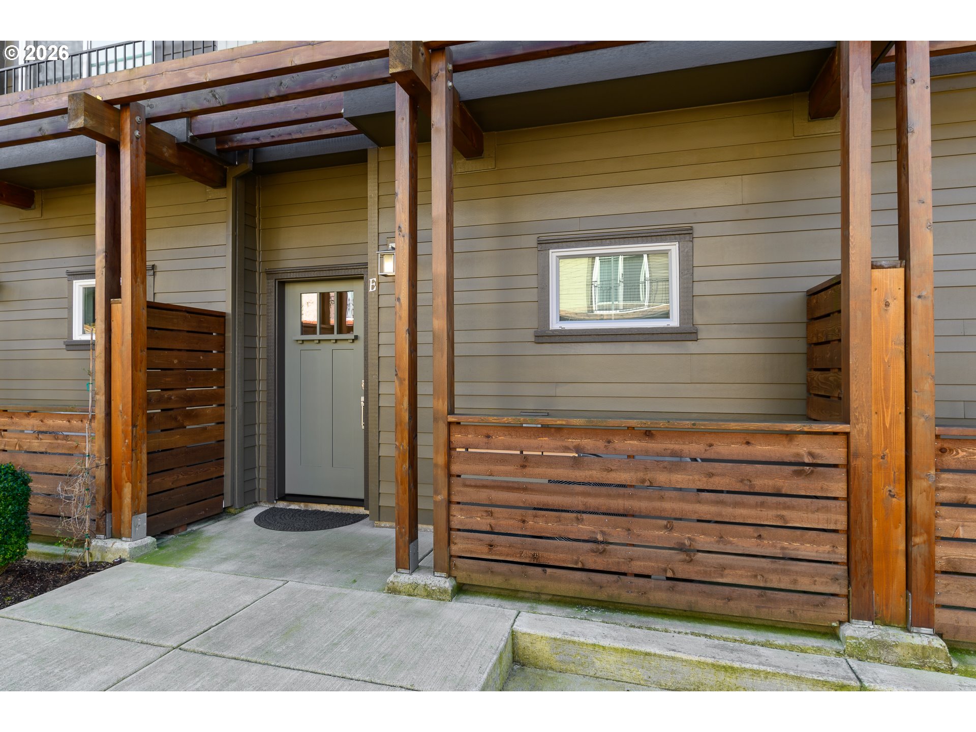 12023 SE HIGH CREEK RD E