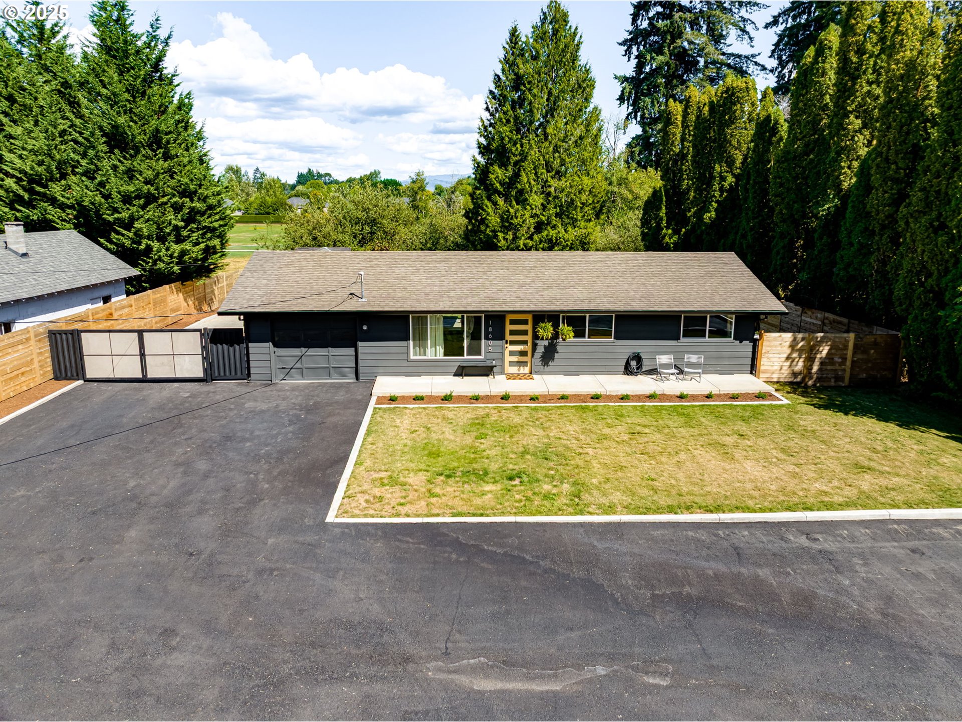 18605 NE 109th AVE