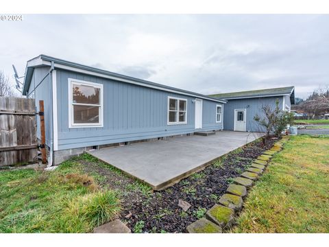 A home in Hood River