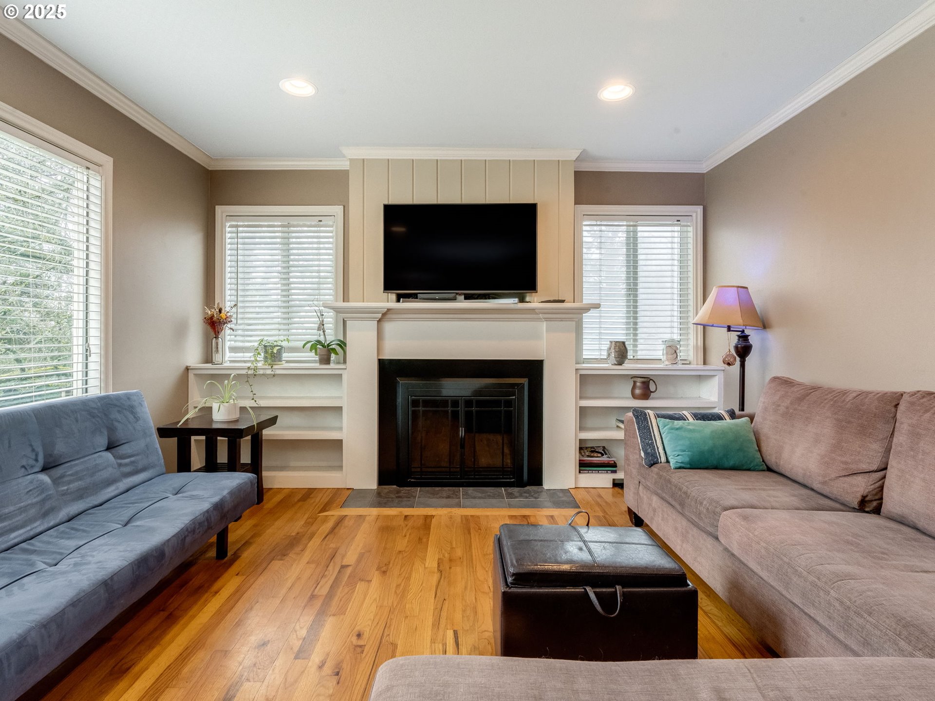 Portland, Oregon 97266, United States, 2 Bedrooms Bedrooms, ,1 BathroomBathrooms,Residential,Pending,79816