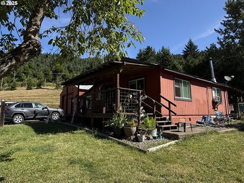 Tiny photo for 77220 Bar B L Ranch Rd, Westfir, OR 97492 (MLS # 676318664)
