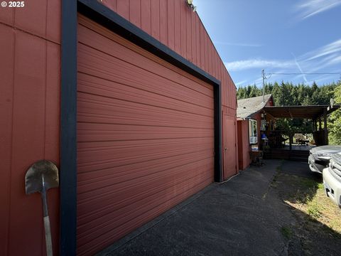 Tiny photo for 77220 Bar B L Ranch Rd, Westfir, OR 97492 (MLS # 676318664)