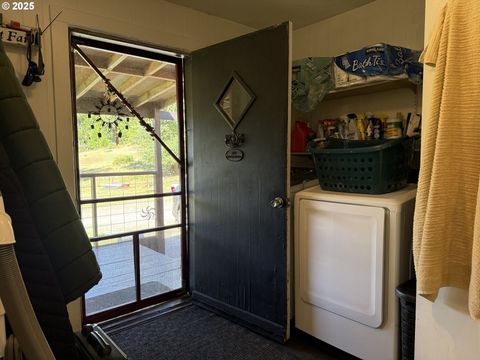 Tiny photo for 77220 Bar B L Ranch Rd, Westfir, OR 97492 (MLS # 676318664)