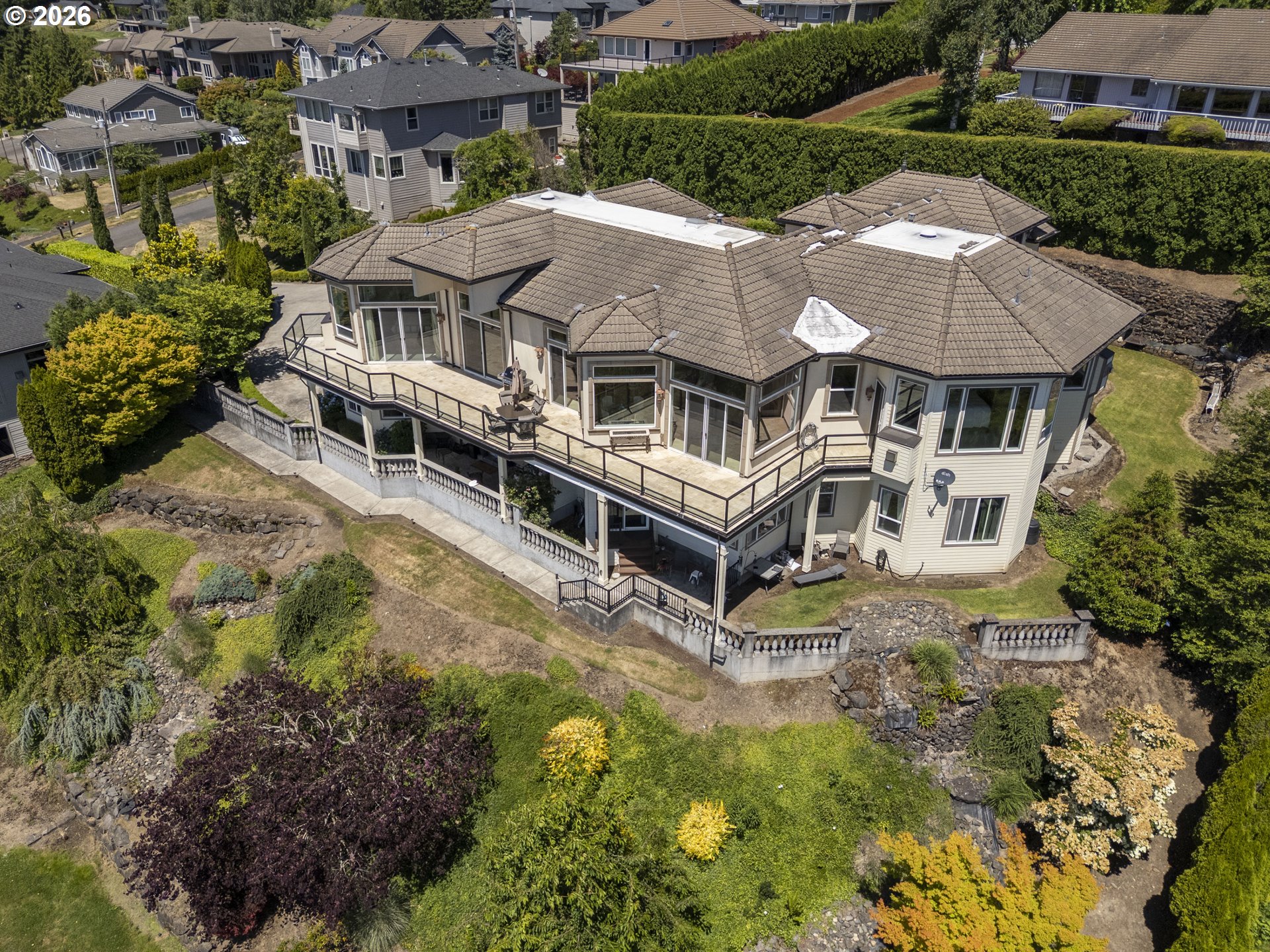 330 NW ILWACO ST
