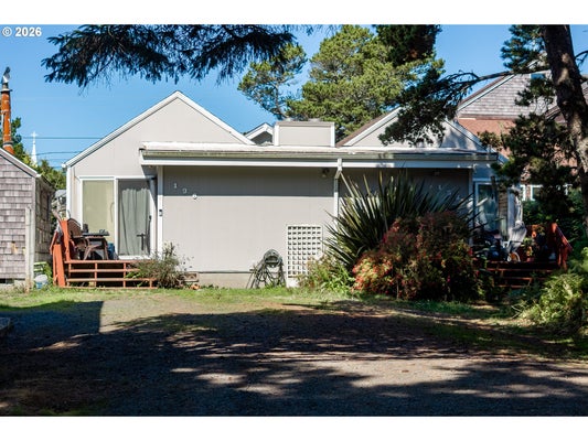 138 E JEFFERSON ST, CANNON BEACH, OR 97110 - Image de26d80e1c6806f4e9442e7f64464159/2682008507