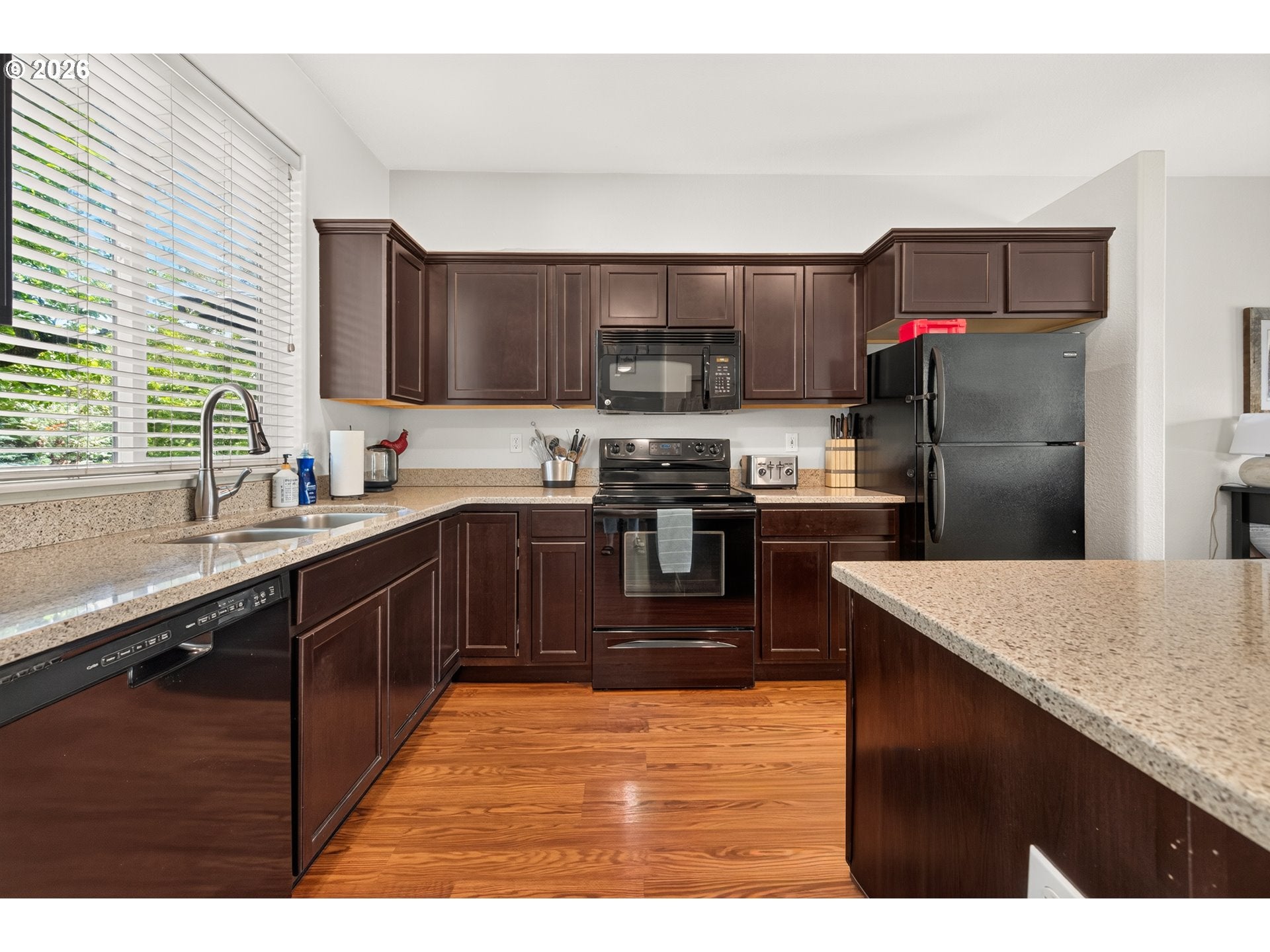 993 GOLDEN PHEASANT DR