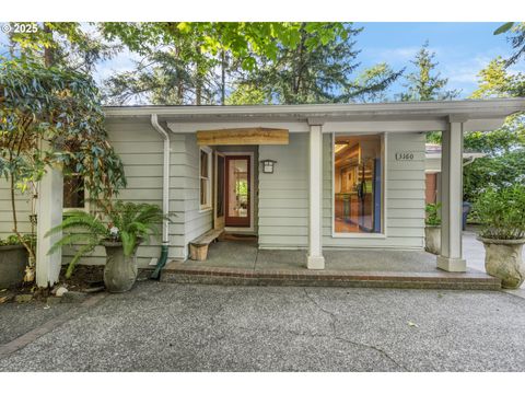 3160 WHITTEN DR Eugene OR 97405