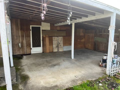 Tiny photo for 335 Holbrook Ln, Creswell, OR 97426 (MLS # 792344379)