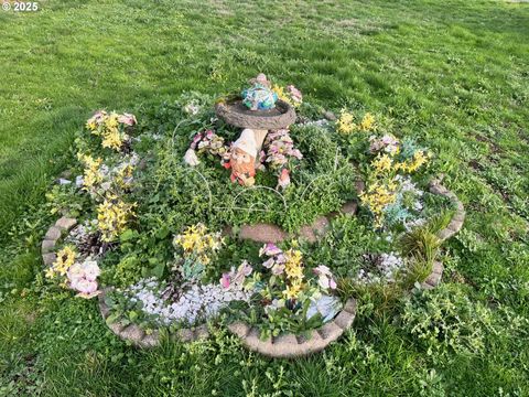 Tiny photo for 335 Holbrook Ln, Creswell, OR 97426 (MLS # 792344379)