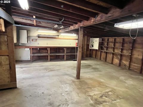 Tiny photo for 335 Holbrook Ln, Creswell, OR 97426 (MLS # 792344379)