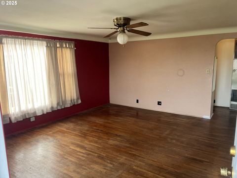 Tiny photo for 335 Holbrook Ln, Creswell, OR 97426 (MLS # 792344379)