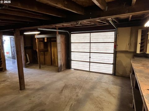 Tiny photo for 335 Holbrook Ln, Creswell, OR 97426 (MLS # 792344379)