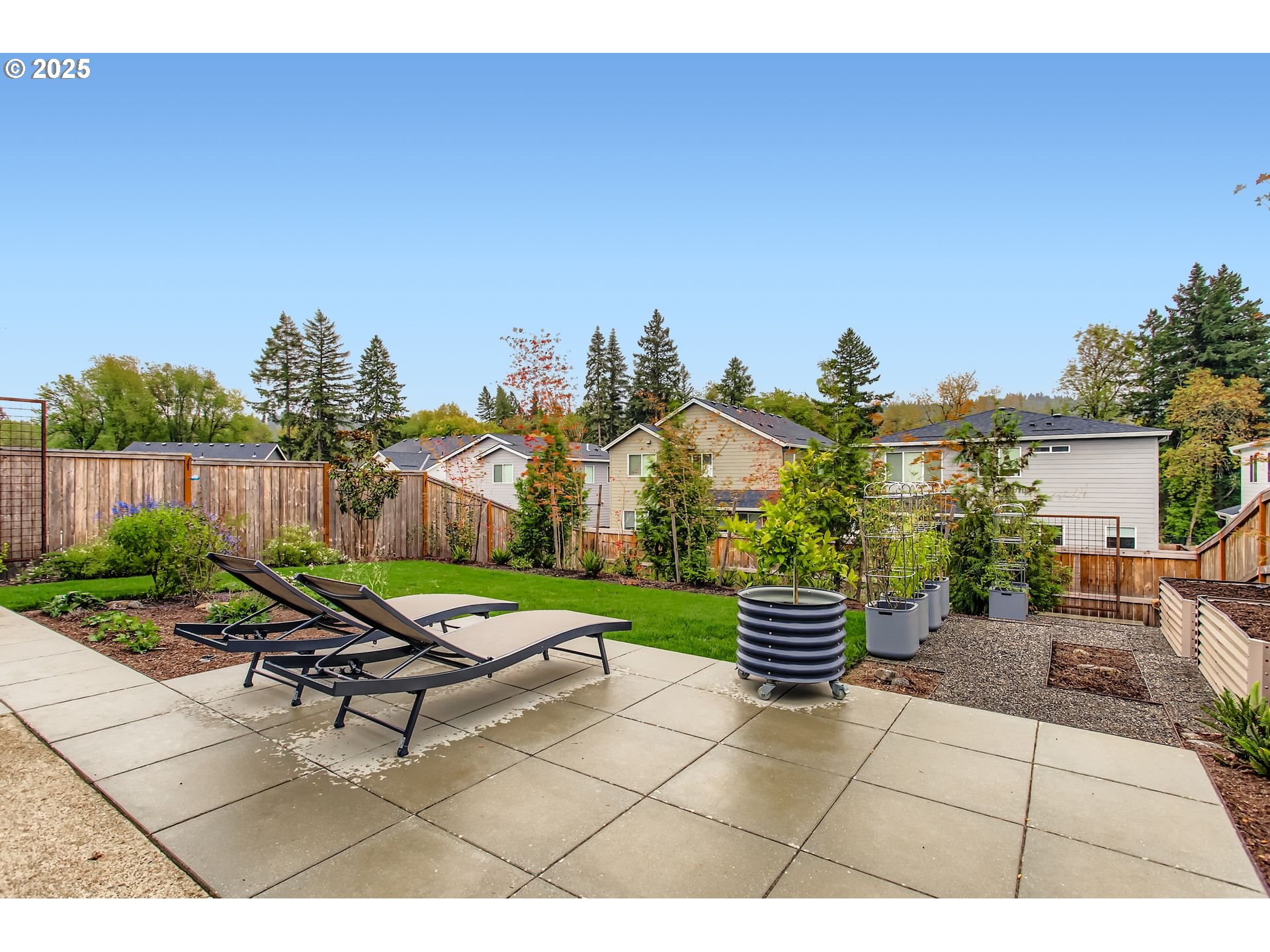 Sherwood, Oregon 97140, United States, 5 Bedrooms Bedrooms, ,3 BathroomsBathrooms,Residential,Active,220432