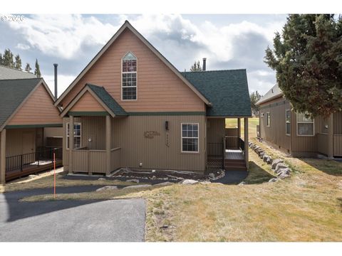 8968 CLIFF SWALLOW DR Redmond OR 97756