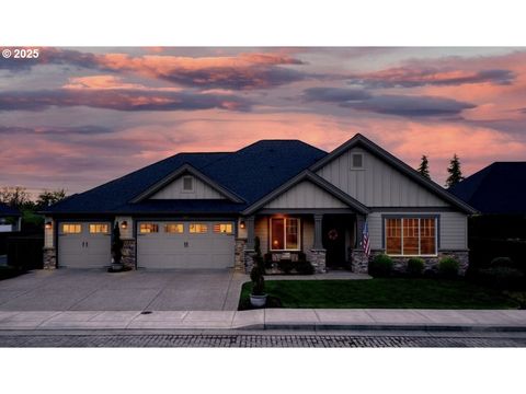 147 HAGENS CT Creswell OR 97426