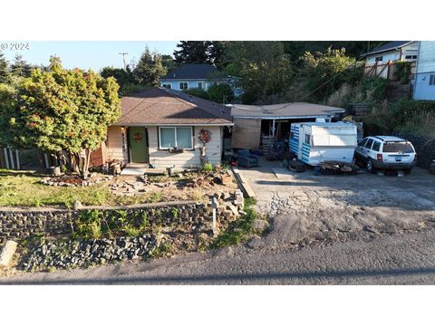 A home in Coos Bay