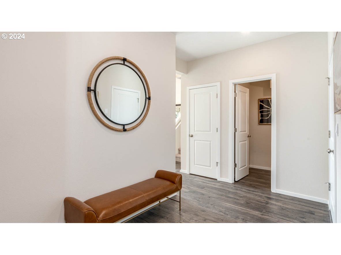 332 Reno ST NE