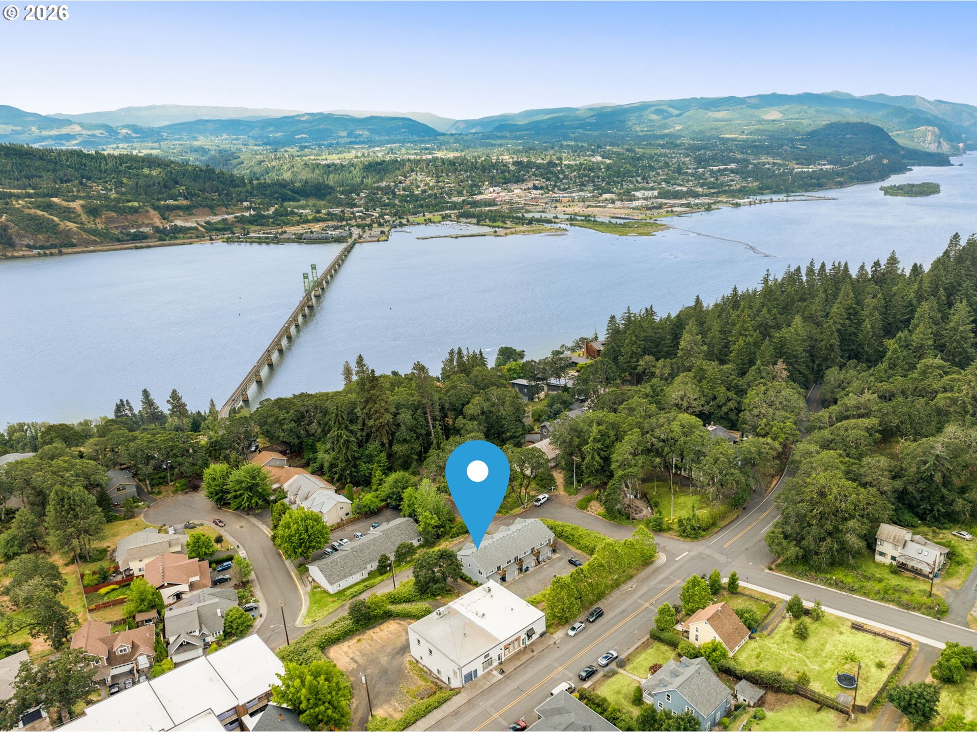 180 OVERLANDERS DR