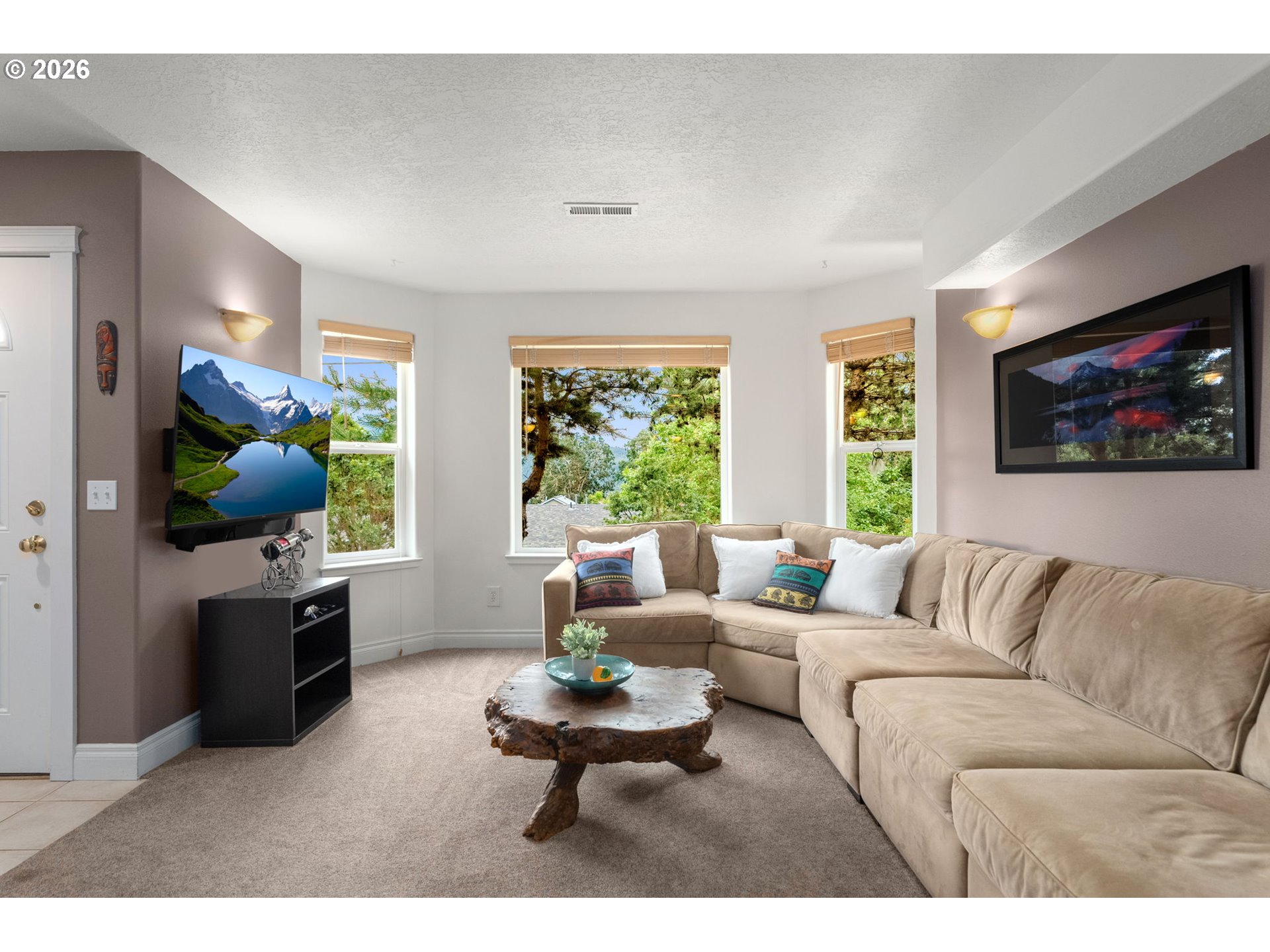 180 OVERLANDERS DR