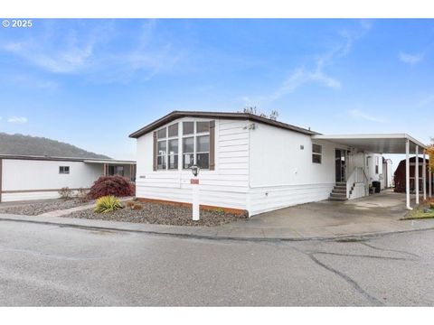 406 SHADOW RANCH LN Roseburg OR 97470