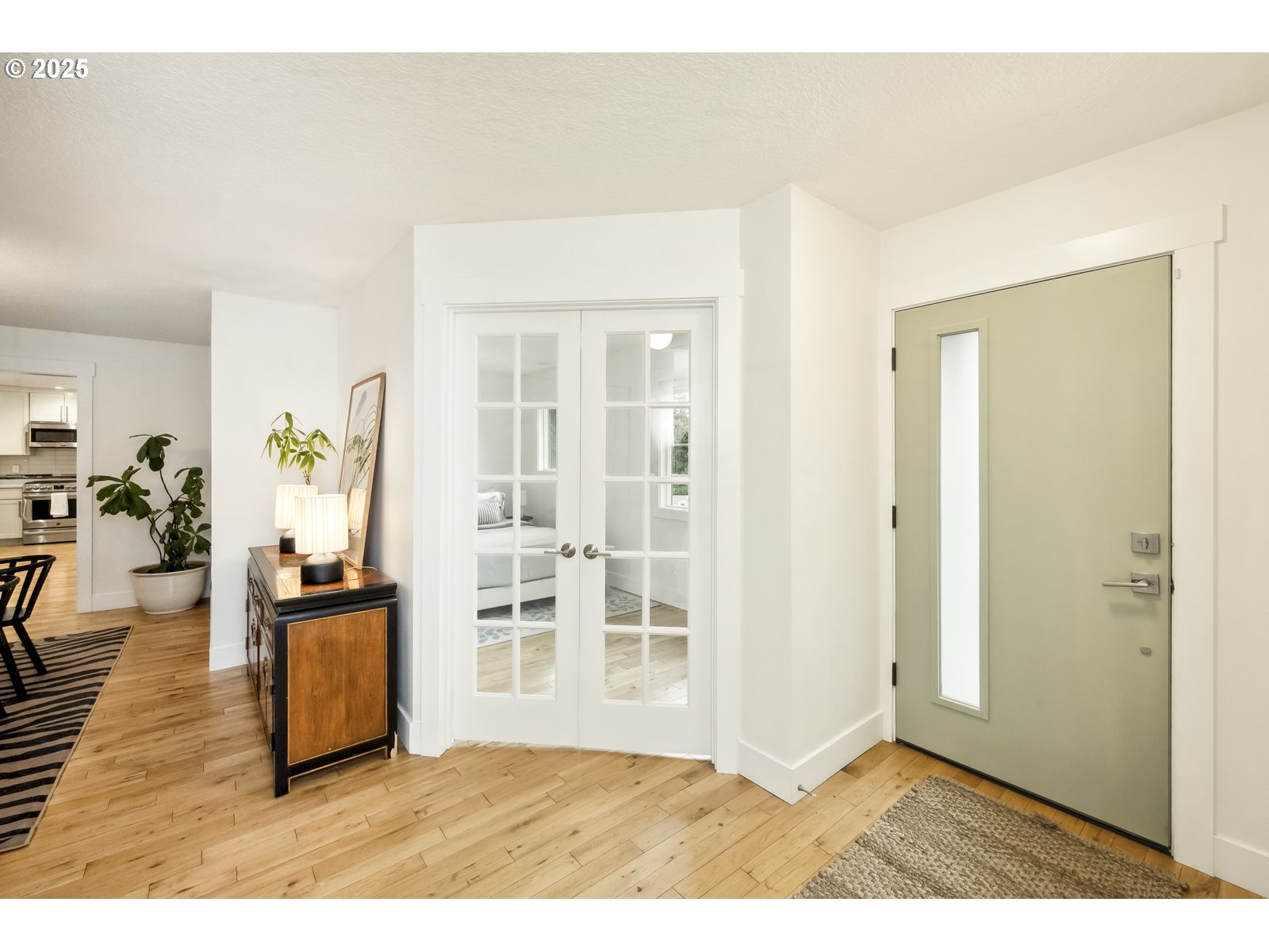 25 SW 143RD AVE